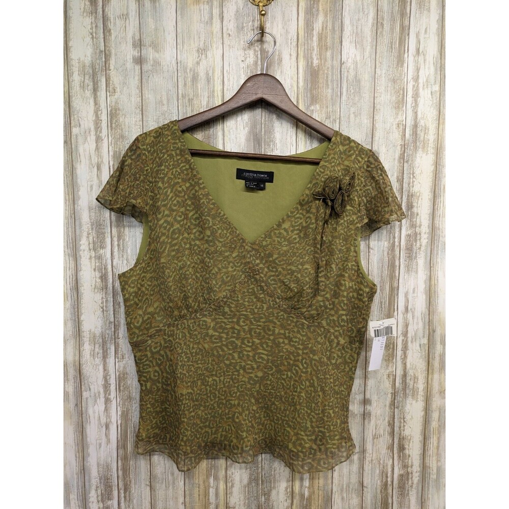 Cynthia Howie Maggie Boutique 100% Silk Top Green Flutter Sleeve V-neck Size 14